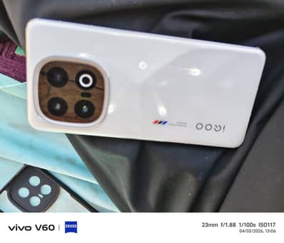 Vivo IQOO 13 BMW Edition