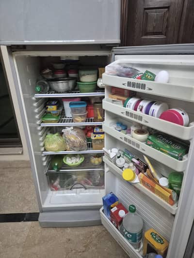 dawlance home used fridge