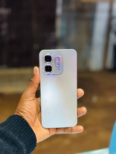 infinix hot 50i 10/10