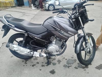 Yamaha ybr 125 ESD. Totally original condition