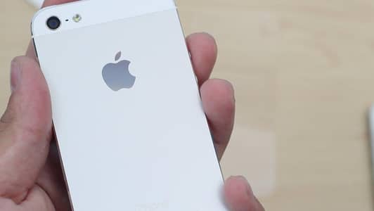 iphone 5s PTA approved 64gb a My WhatsApp