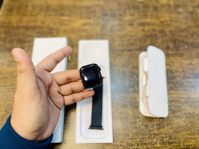 APPLE WATCH SERIES 10 JET BLACK WITH BOX