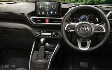 Toyota Raize z pakige full option