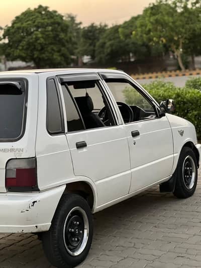 Suzuki mehran vxr 2013