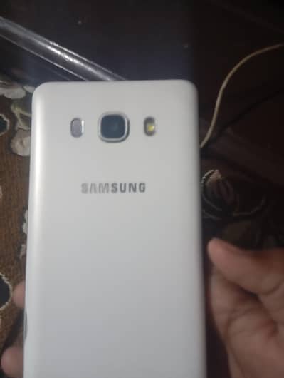 speaker wale button Nahin hai battery Nahin hai panel okay hai