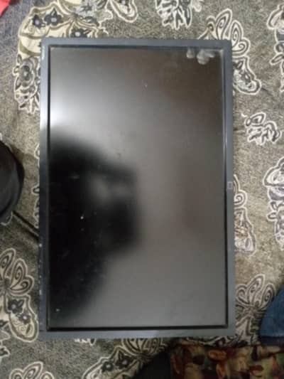 Hp 22 inch monitor LCD working good