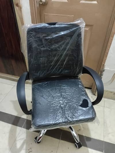Brand New Office Chair | Computer Chair | Adjustable Swivel Chair
