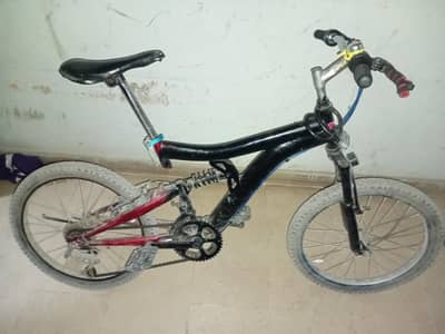 this is smooth cycle for boy and childern