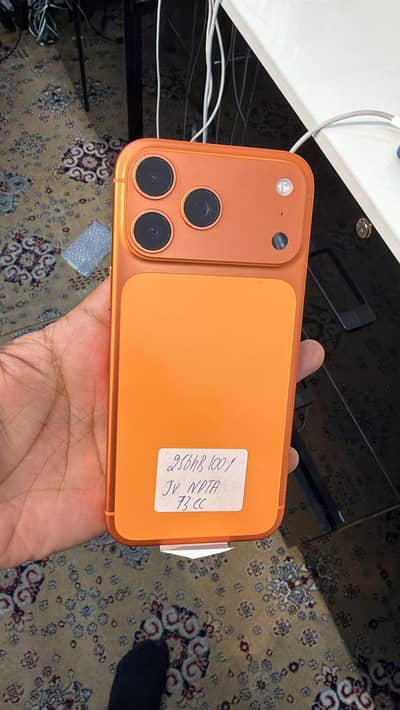 I PHONE 17 PRO MAX JV 74CC ORANGE  10/10 CONDITION