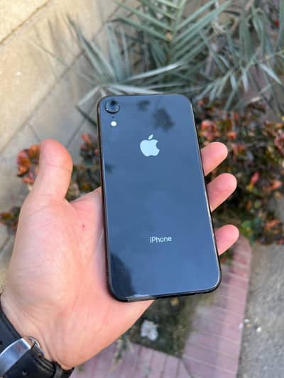 Iphone xr factoryunlock