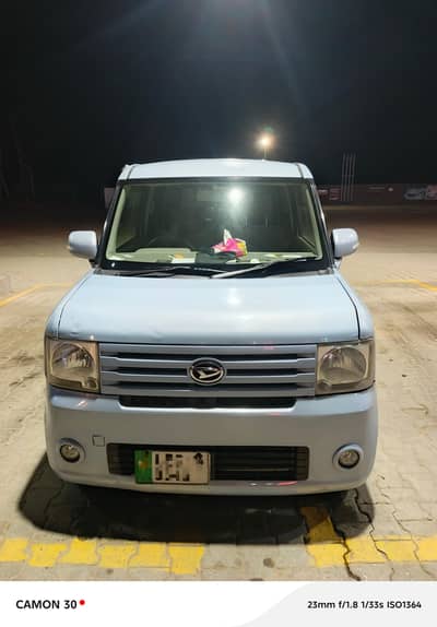 move (conte) 2010 model 2014 import B to B genioun car a compact car