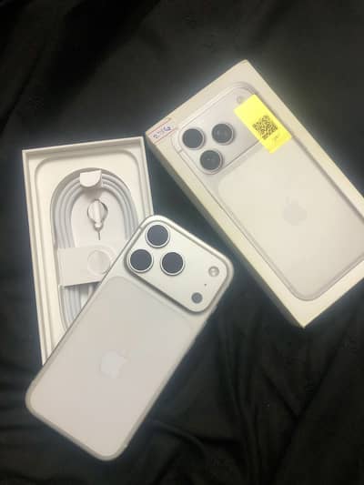 iPhone 17 pro  256 gb pta approved
