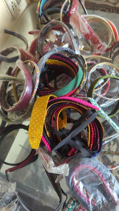 Hair bands, clips