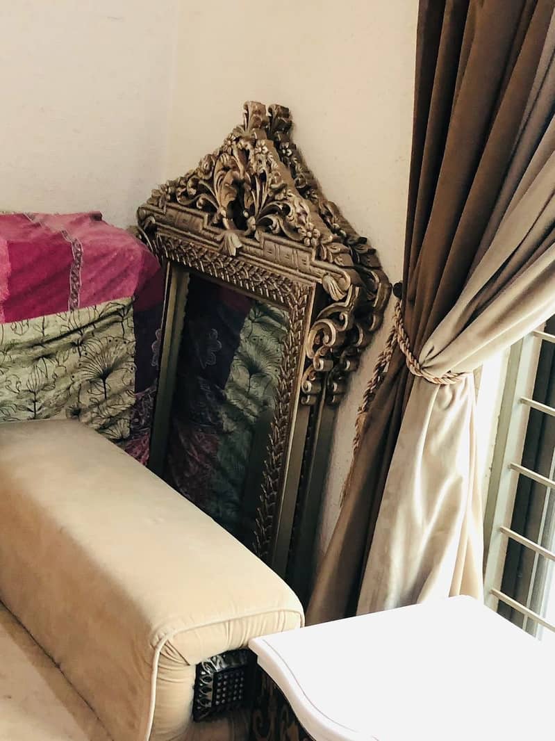 Good condition bed set 3