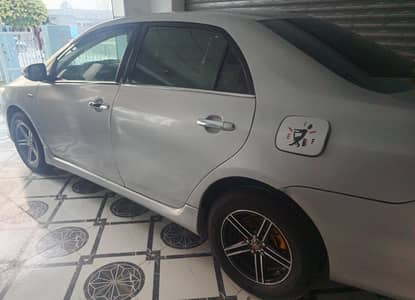 Gli 2011 model white silver  1.3vvti