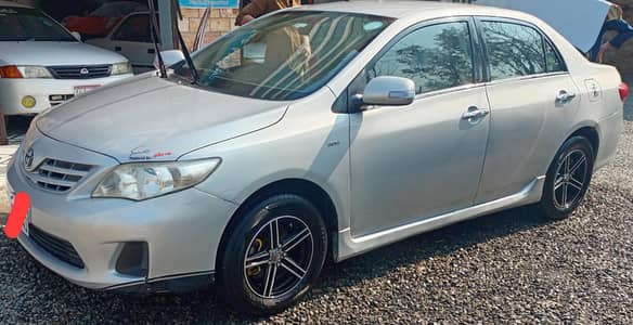 Gli 2011 model white silver  1.3vvti