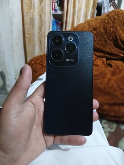 Infinix hot 40