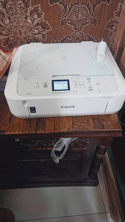 Canon colour printer WIFI photocopy and scanner