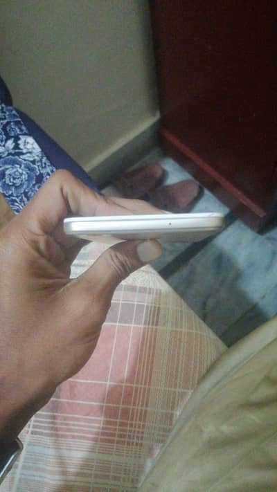 one hand use 10/10 ha just back cang ha