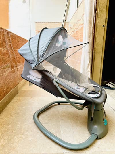 Mastela 3 in 1 deluxe multifunctional bassinet swing