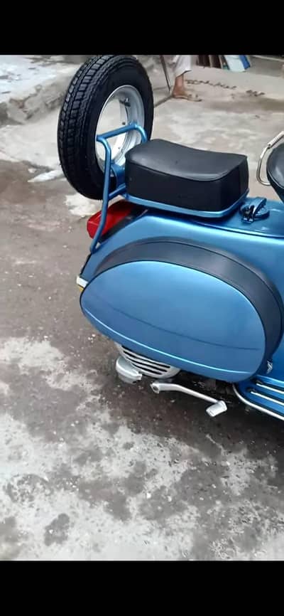 vespa scooter
