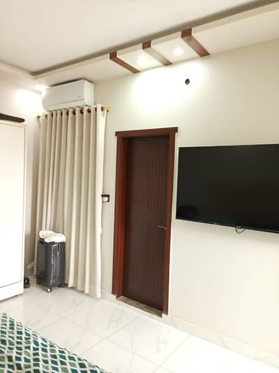 3 Bed DD Flat For Sale In Nareem Arcade Gulshan Block 13D-1