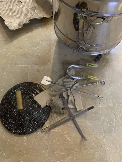 Medium Size 6 Roti Brand New Gas Tandoor (Unused)