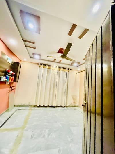 3.5 Marla Upper Portion For Rent in Lalazar Garden Near To MARGZAR colony Near To Main Fori Rabta keray