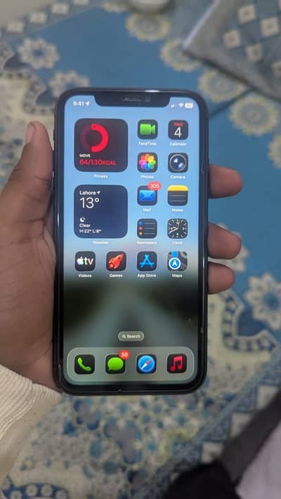 Iphone 11 pta urgent sale