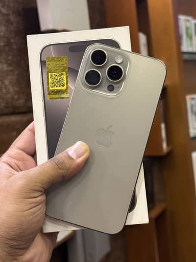 16 PRO MAX 256 GB PTA APPROVED  BATTERY IN WARRANTY