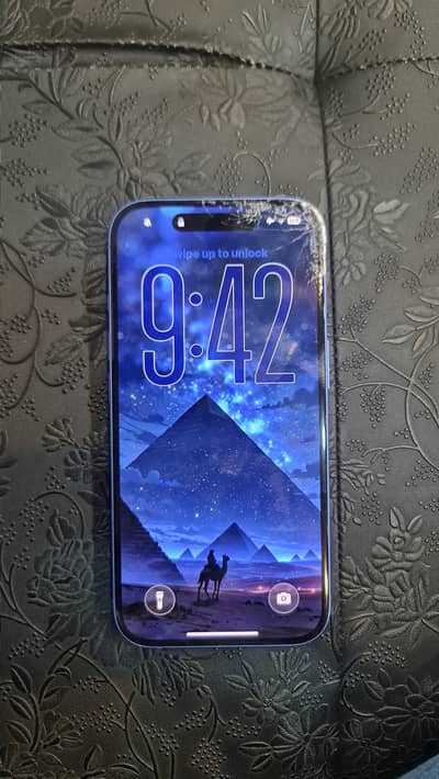 Iphone 16 GLASS SCREEN DAMAGED