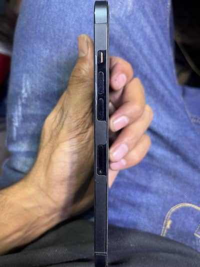 I phone 12 pro max jv