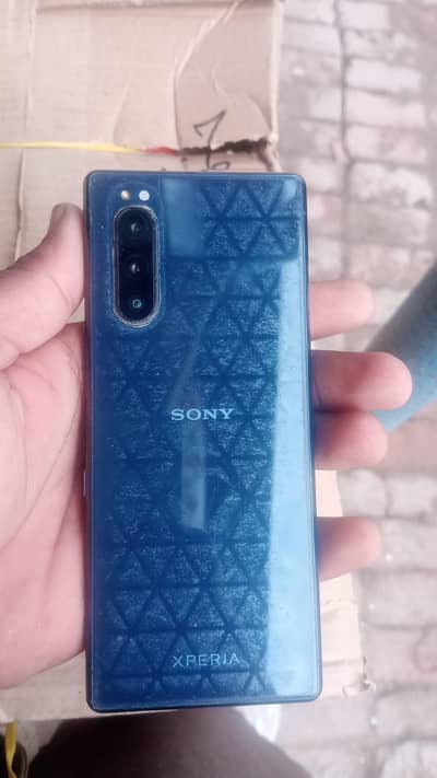 Sony Xperia 5