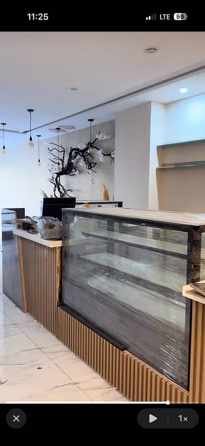 Looking for a manager for ice cream shop