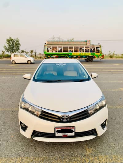 Toyota Corolla XLi 2016