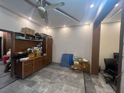 3.5 Marla Renovated Owner Build House For Sale R1 Johar Town