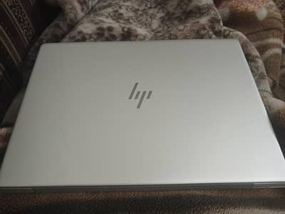Hp eliteboom 840 G6 i5 8th gen