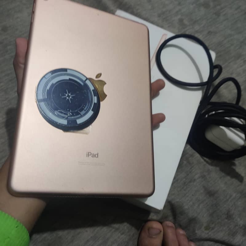 Ipad mini5(64) 9