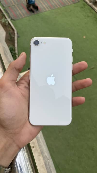 iPhone SE PTA APPROVED 64gb battery health 78% just minor back crack