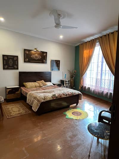 Luxury Furnished One Bed Portion 5 Marla