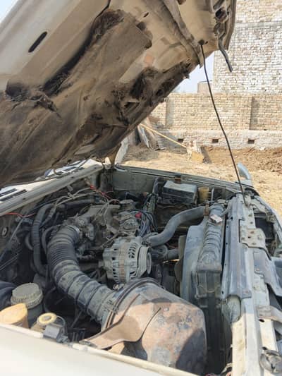 Mitsubishi pajero Engine 3.0 petrol