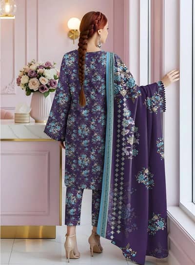 3 Pcs Women's Unstitched Printed Suit