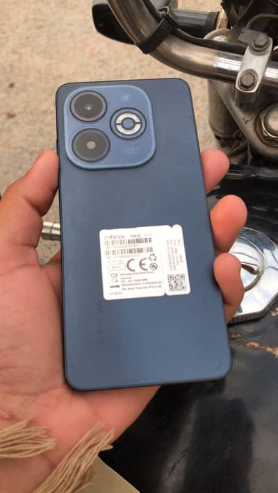 Infinix smart 8 plus 4 4 64