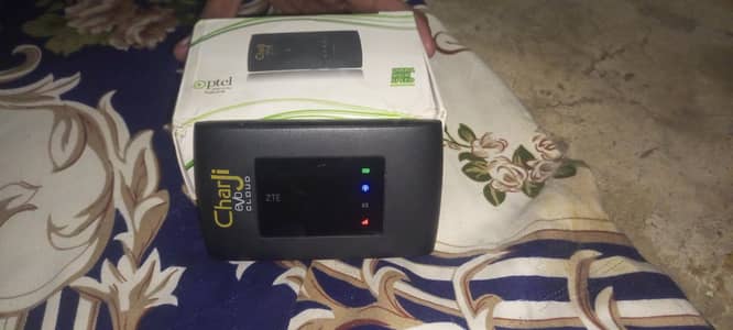 ptcl Evo charging almost new