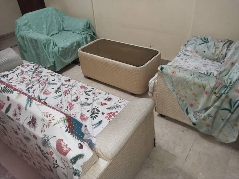 5 setter sofa with table 0