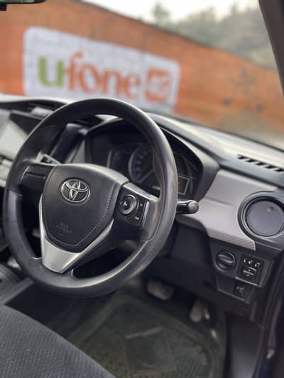 Toyota Carolla Axio 14/17