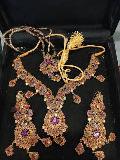jewellery set