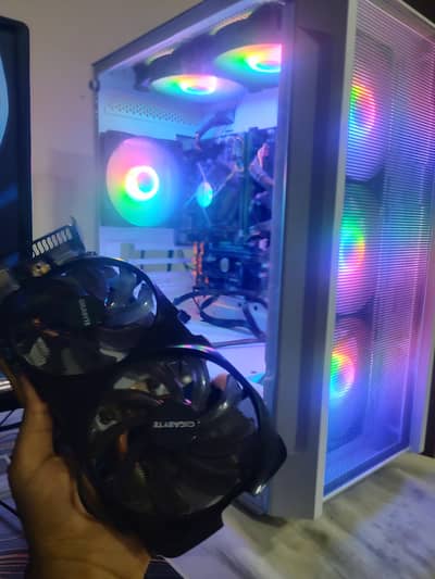 GTX 660 ti OC edition. . 2gb 196bits