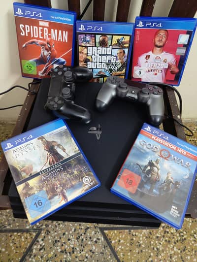 PS4 Pro  1 TB PlayStation with 2 controllers
