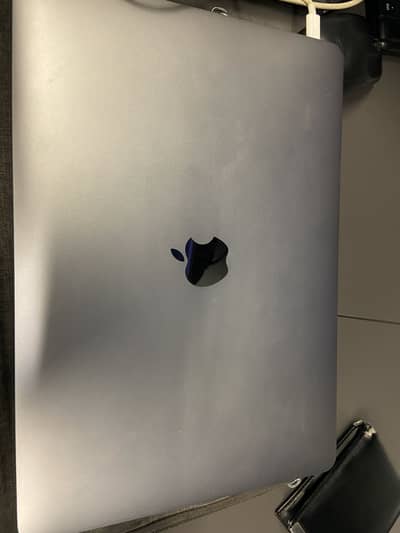 Macbook pro 2017 13 inch